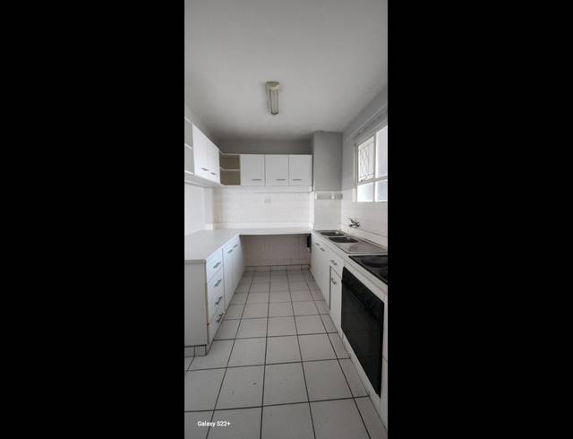 2 BEDROOM PROPERTY TO RENT IN NORTH BEACH